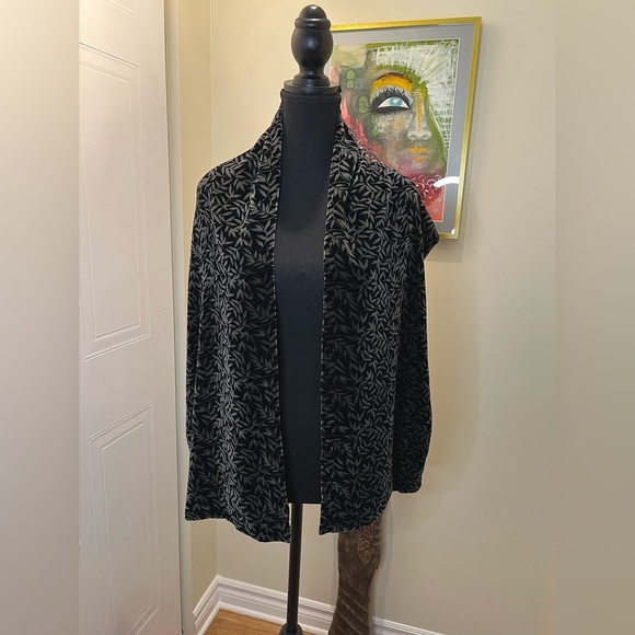 ππππ€ Adini black silk blend velvet shawl/scarf w/willow silvery grey pattern - Picture 8 of 9